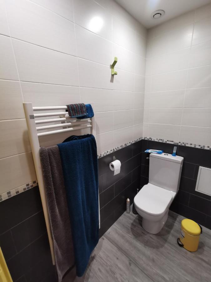 Chambre Privative Dans Ferme Renovee A 7Mn De Perigueux Champcevinel Exterior foto